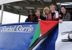 Un Nobel de la Paix à bord du dernier navire en route pour Gaza, octobre 2009