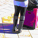 La jeune Dame SkaneExpressen en jupe courte et bottes à talons plats / SkaneExpressen pony tail Lady in short skirt and sexy flat boots  Ängelholm / Suède- Sweden .  23-10-2008 - Postérisation