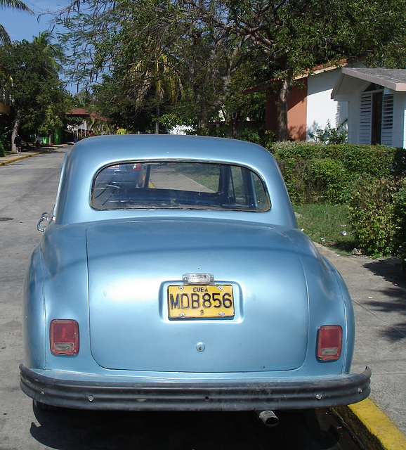 Belle d'autrefois / Old car - Varadero, CUBA.  9 février 2010