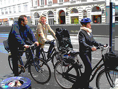 La Cycliste Giro / Giro Lady biker - Copenhague / Copenhagen - Danemark / Denmark.  20 octobre 2008 - Postérisation