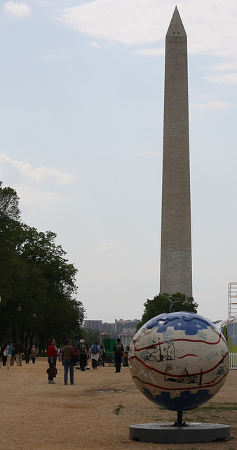 49.CoolGlobes.EarthDay.NationalMall.WDC.22April2010