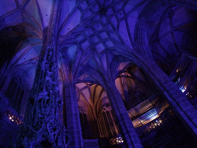 Lorenzkirche, blau