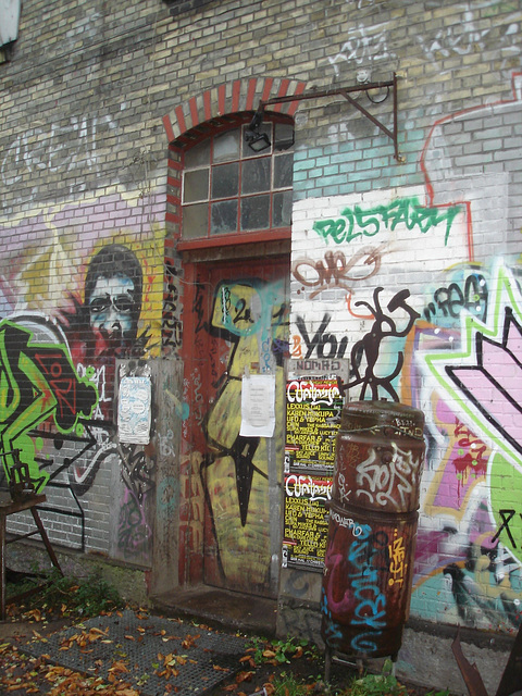 La porte nomade / The nomad door - Christiania / Copenhague - Copenhague.  26 octobre 2008.