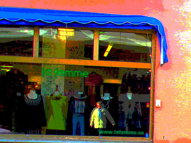 www.lafemme.se reflection window store -   - Ängelholm / Suède - Sweden.  23-10-2008 - Postérisation