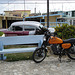 Old car and motorcycle / Voiture ancienne et moto cubaine