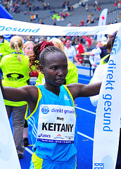 Mary Keitany new WR 25km