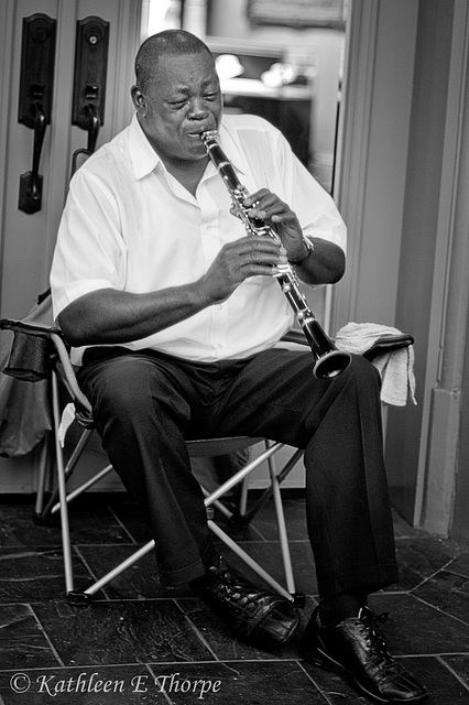 Just an Old Sweet Song Keeps Georgia on my Mind ... Nothing like New Orleans Street Jazz