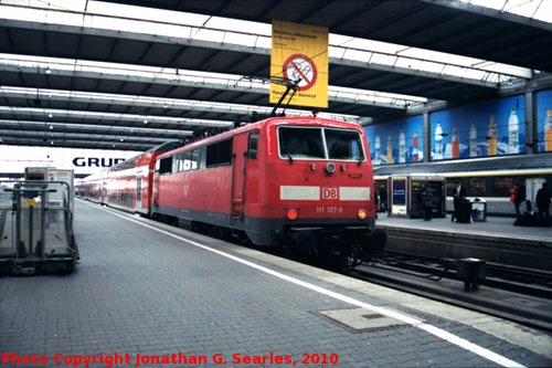 DB #111107-9 in Munchen Hbf, Munchen (Munich), Bayern, Germany, 2010