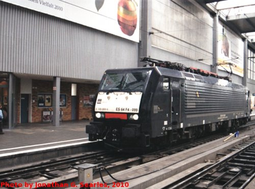 MRCE #189-999-6 in Munchen Hbf, Cropped Version, Munchen (Munich), Bayern, Germany, 2010