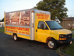 Dream home furniture truck /  Colombus. Ohio. USA. 25 juin 2010