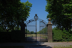 portail du parc du chateau