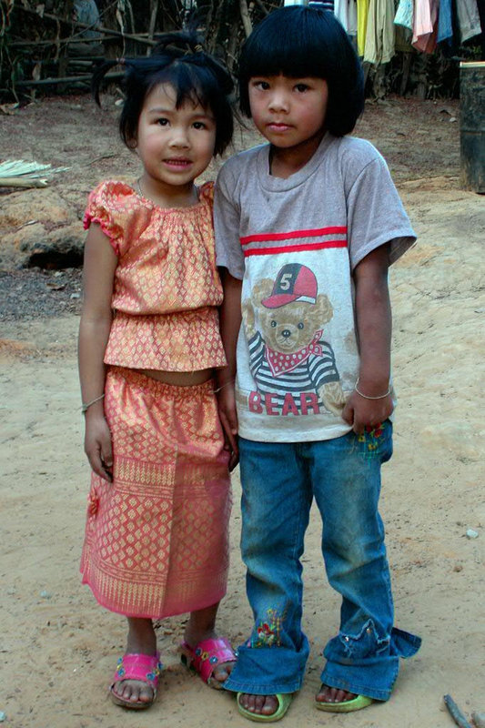 Children in Baan Koog, Na Haew