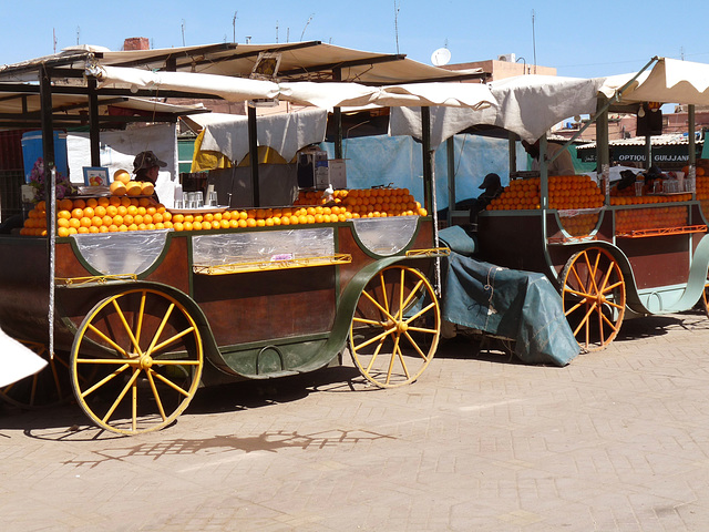 Orange Sellers- Place Djemmaa el-Fna
