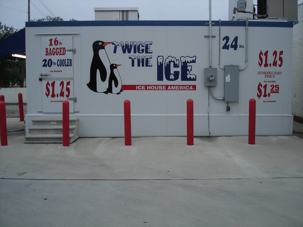 Twice the ice / Hamilton, Alabama. USA - 10 juillet 2010