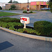KFC exit garden / Jardin sortie KFC -  Columbus, Ohio. USA - 25 juin 2010.