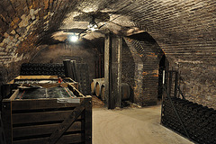 CHAMPAGNE CAVE