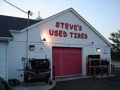 Steve's used tires / Columbus, Ohio. USA - 25 juin 2010.