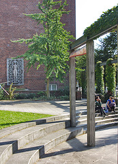 Eingangsbereich der heutigen Hochschule für bildende Künste in Hamburg  HFBK