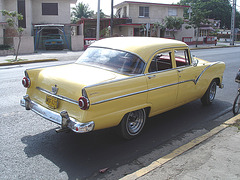 Ford  / Varadero, CUBA - 5 février 2010