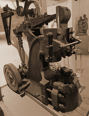 Blattfederhammer von 1911