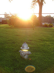 Hydrants / Bouche d'incendie - Hillsboro, Texas. USA - 27 juin 2010 - Avec flash