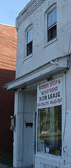 Barber shop for lease /  Salon de coiffure à louer - Pocomoke, Texas. USA - 18 juillet 2010.