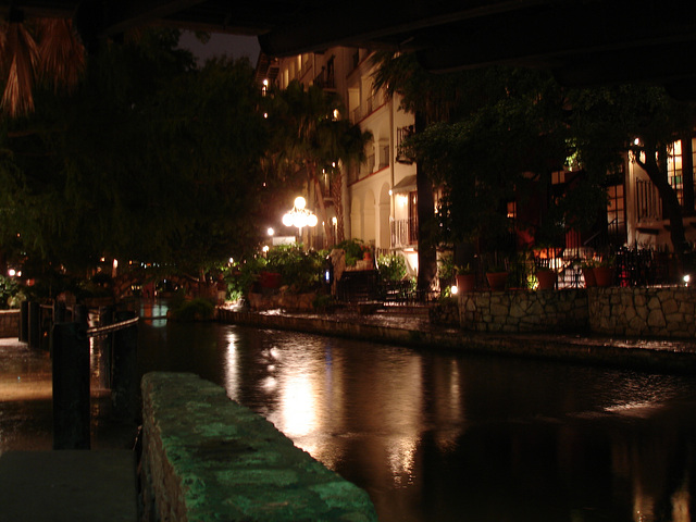River walk by the night /  San Antonio, Texas. USA - 28 juin 2010
