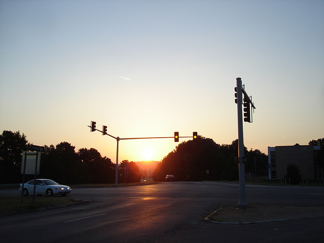 Sunrise / Lever de soleil - Hillsboro, Texas. USA - 27 juin 2010