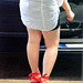 Fleshy legs and flat heels /Jambes dodues et talons plats - Photographe Claudette.