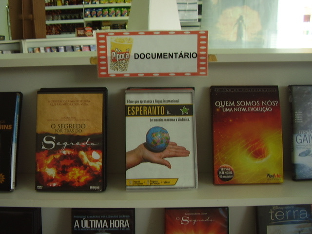 filme "esperanto estas" en video-luejo en Rio de Janeiro