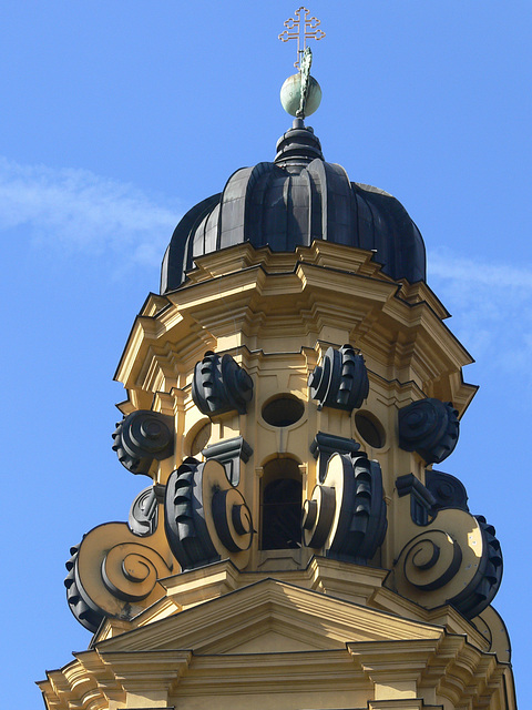 Theatinerkirche - Kuppel/Turm