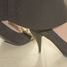 Valériane alias Lady Elido en talons hauts / Lady Elido's high heels - Recadrage