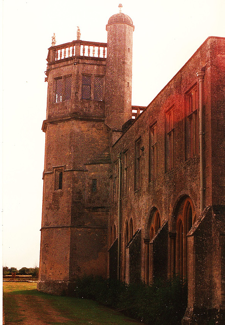 lacock abbey 1550