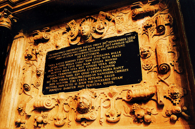 pilton 1569 chichester tomb