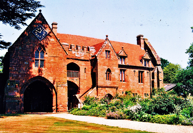 stoneleigh abbey gate 1340
