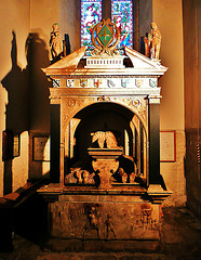 great milton, 1616, dormer tomb