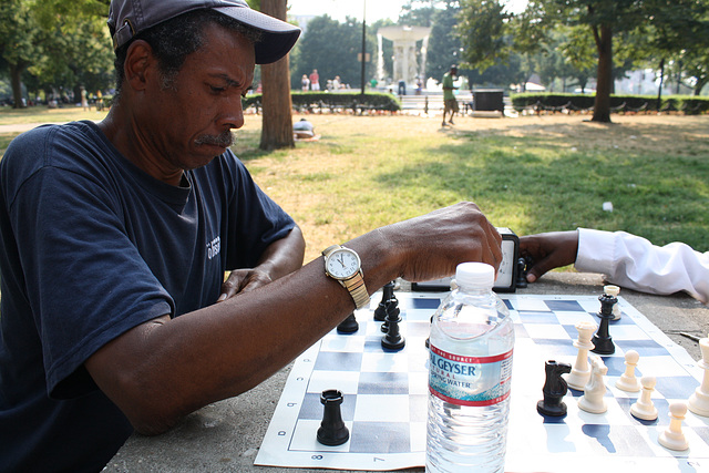 05.Chess.DupontCircle.WDC.5July2010
