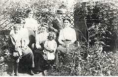 Hellyers and Earps at Stamford Hill, London, c. 1910