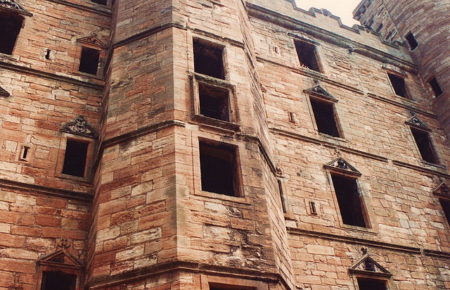 linlithgow palace, north wing 1618-24