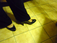 Christiane !!  Escarpins Noëliens / Christmas high heels shoes display - Photographe anonyme / Anonymous photographer