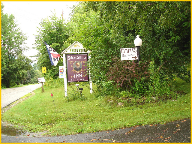 Silas Griffith Inn - With no electric wires / Sans fils électriques