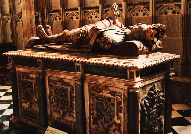 warwick  church tomb 1590 ambrose dudley