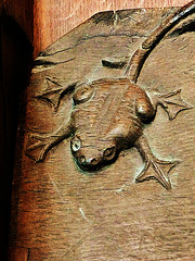 edlesborough c15 toad supporter on misericord