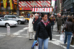 84.TimesSquare.NYC.25March2006
