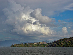 Thahtay Kyun Island