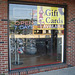 Gift cards available shop window / New-Brunswick, New-Jersey. USA - 21 juillet 2010