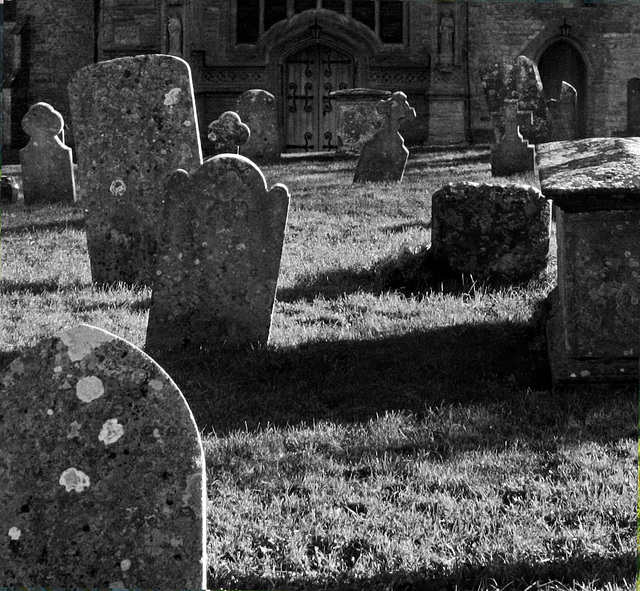 Beaminster churchyard