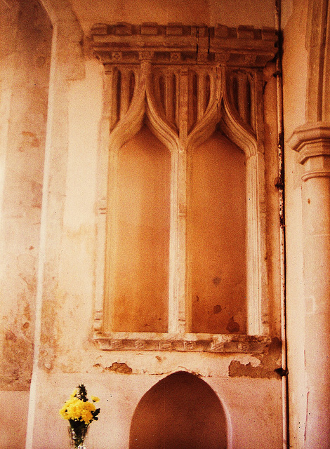 kirtling north transept niche