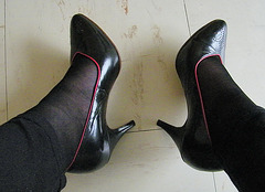 Valériane allias Lady Elido /  Fonteneau make elegant high heels shoes / Superbes escarpins de marque Fonteneau