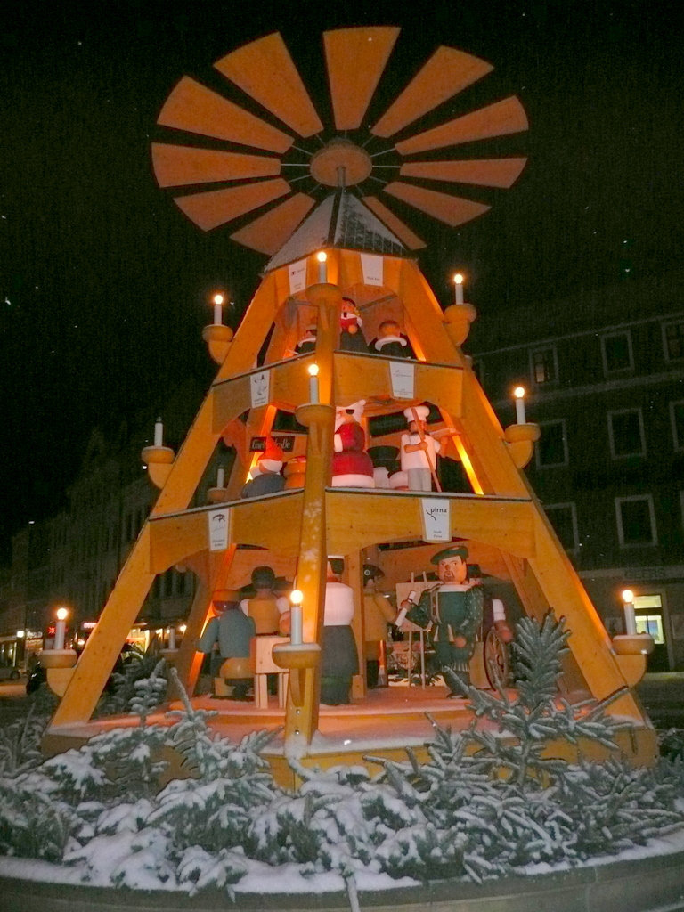 Weihnachtspyramide in Pirna -